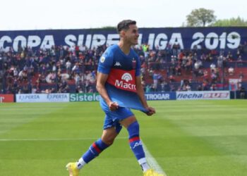 «Tigre no tiene dinero»: Blas Armoa se acerca a Colo Colo pese a la negativa del club argentino