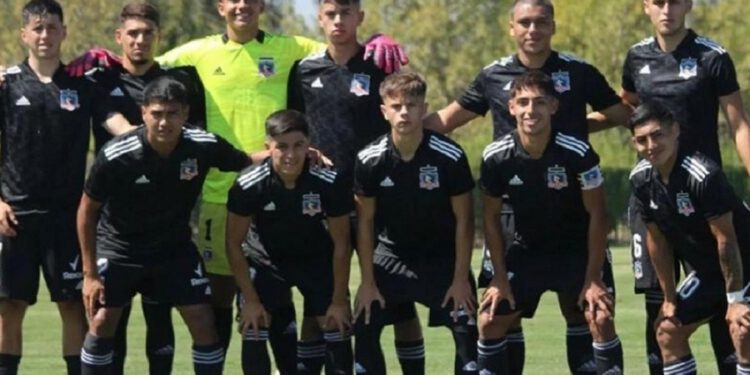 Demora en las renovaciones: Tres promesas de Colo Colo están a la espera de resolver su continuidad