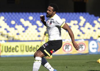 Jean Beausejour salió con todo a defender a Óscar Opazo y lanzó duras críticas a Colo Colo