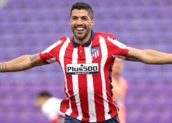 Luis Suárez podría llegar a reemplazar a exdelantero de Colo Colo que fracasó en su actual club