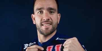 Zaldivia fue oficializado en la u y recibió sorprendentemente el apoyo de sus hinchas