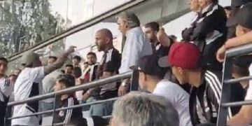 VIDEO| Aníbal Mosa fue duramente increpado por hincha de Colo Colo en la Supercopa