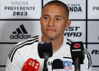 Leandro Benegas ni ahí con la U: «En Colo Colo se nos exige, estamos en un grande»