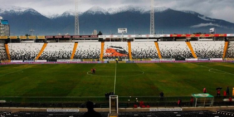Intensas lluvias ponen en riesgo el encuentro de Colo Colo ante Unión La Calera