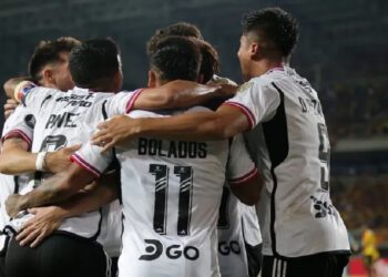 A dejar la vida en la cancha: La probable oncena de Colo Colo ante Deportivo Pereira