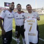 Gary Medel con la camiseta de Colo Colo
