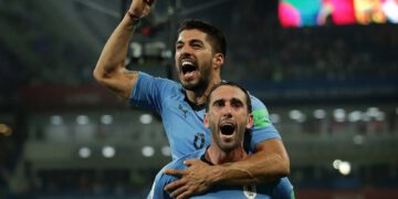Estrella de Uruguay dice adiós al fútbol y no estará contra La Roja en septiembre