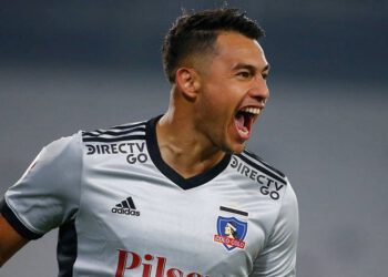 ¿Vuelve a Colo Colo? La razón por la que el futuro de Iván Morales depende de Gustavo Quinteros
