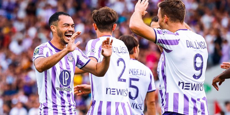 «Puritito fúlbo»: Gabriel Suazo le arruinó la fiesta a Dybala y Mourinho con genial asistencia